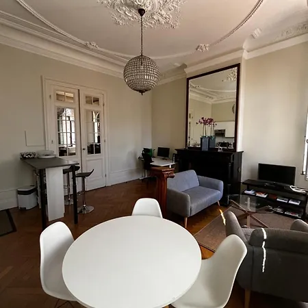 Daire Splendide Haussmanien Bordeaux